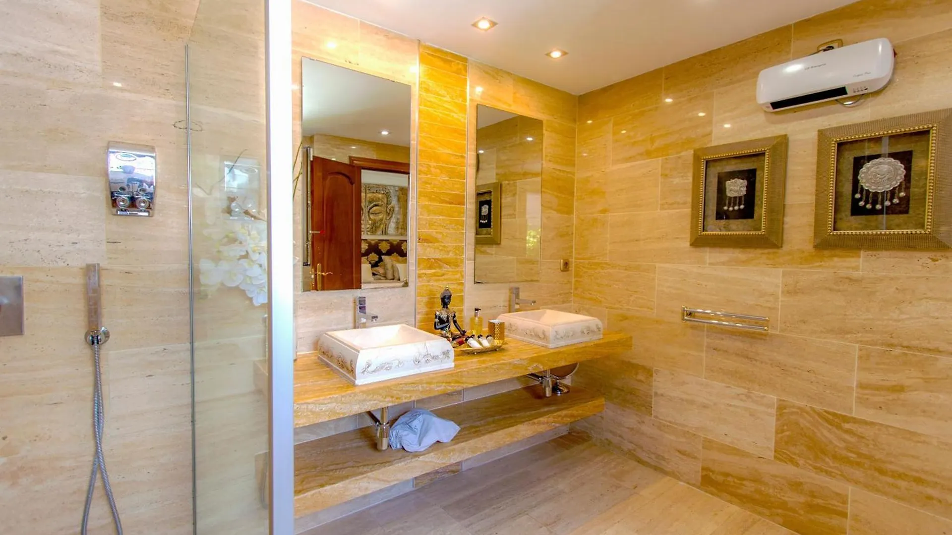 Holiday home Villa Turrion Fuer 14 Personen In Marbella Spain