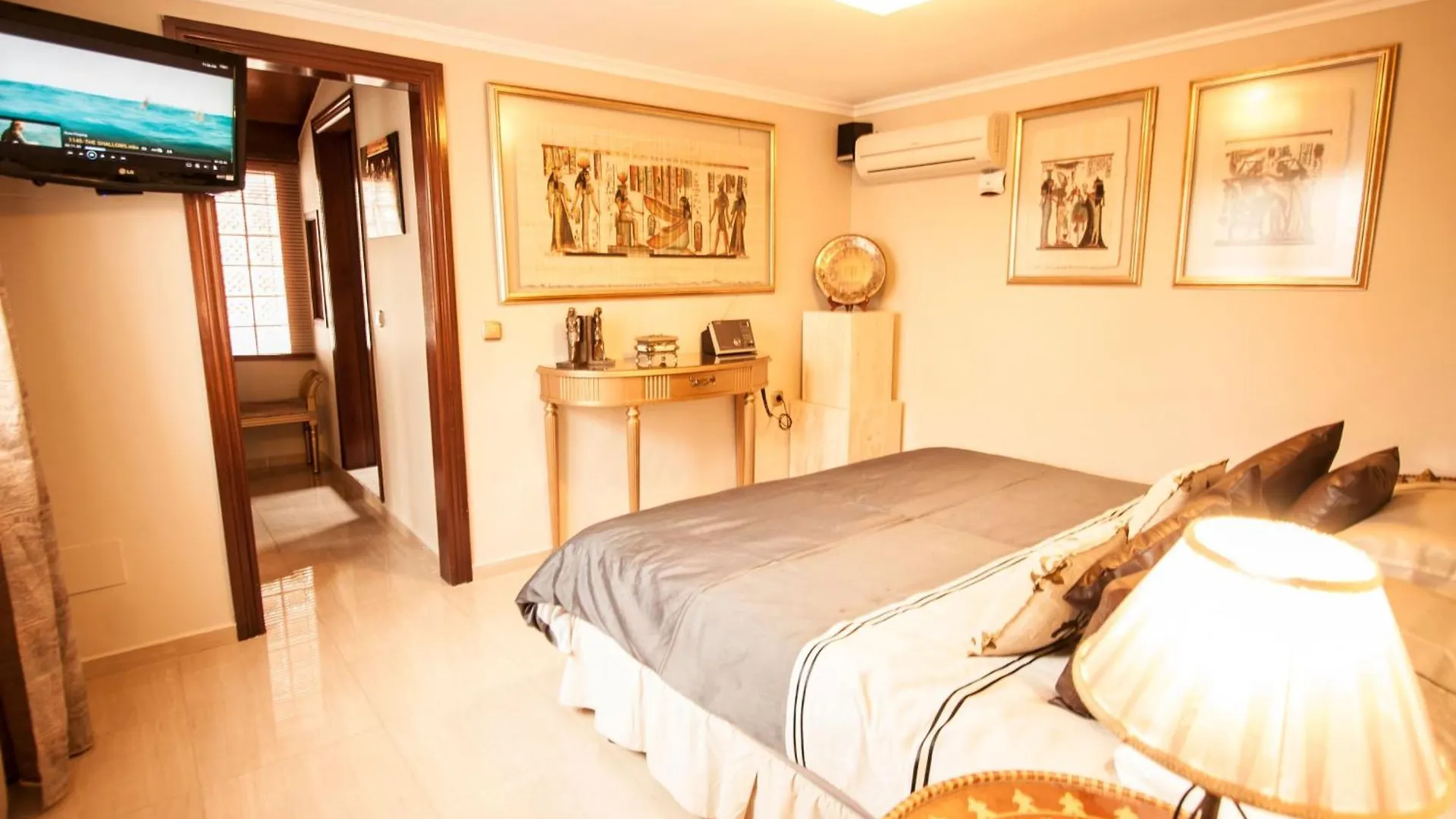 Holiday home Villa Turrion Fuer 14 Personen In Marbella Spain